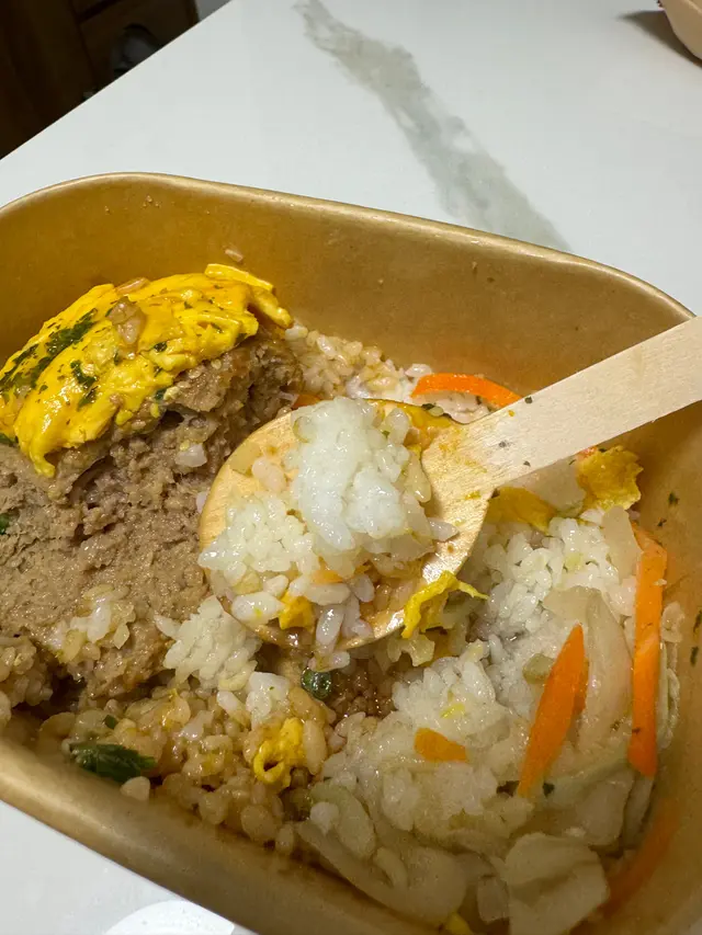 呢個唔關味道事,但啲飯係爛既