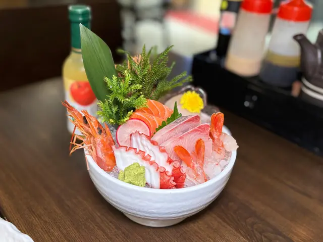 特上刺身拼盤五品