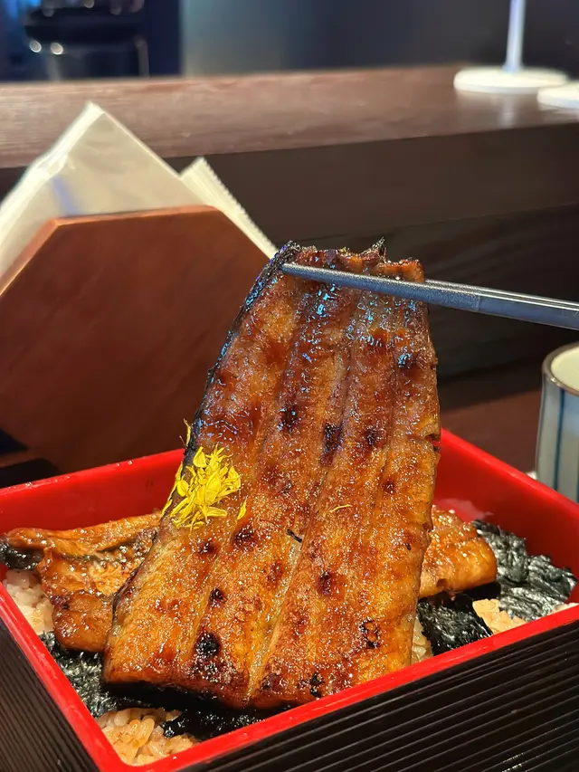 蒲燒鰻魚丼定食