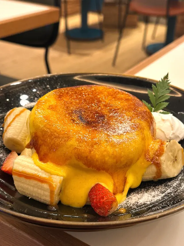 Banoffee Creme Brulee Pancake