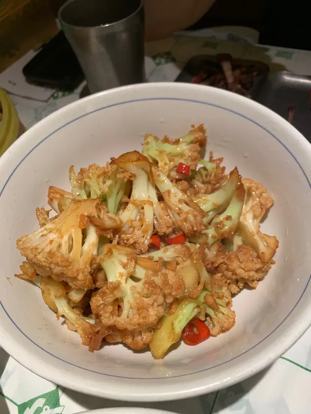 可以辣可以唔辣，啲菜好淋，好夠味