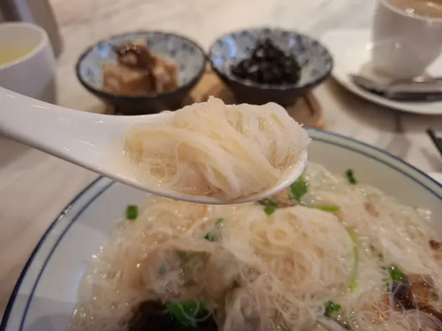 莆田扁肉湯米粉