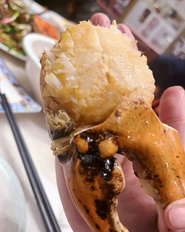 招牌避風塘炒辣蟹