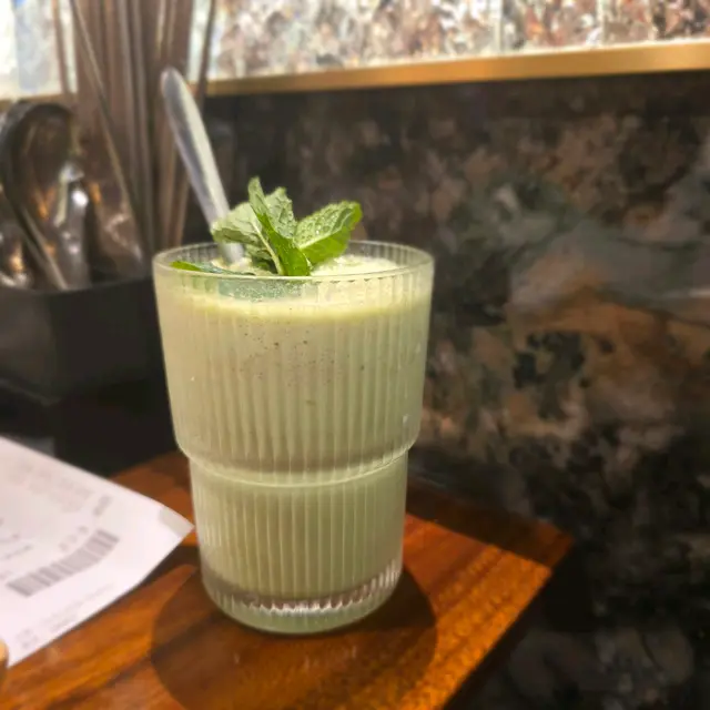 開心果椰子奶昔