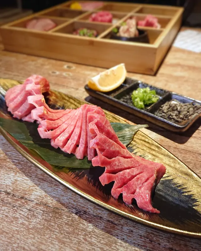 原條手切牛舌(半條)