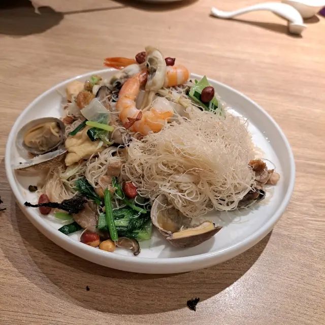 今日帶埋小朋友來晚餐。每次職員都好好服務態度有禮。食物永遠都有質素。值得推介