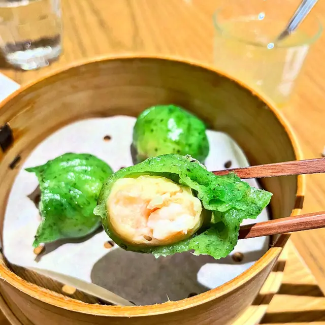 菠菜皮蝦餃