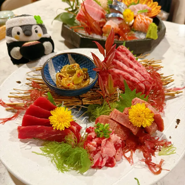 賀天四色燒牛肉盛合定食