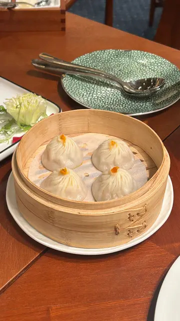 蟹粉小籠包