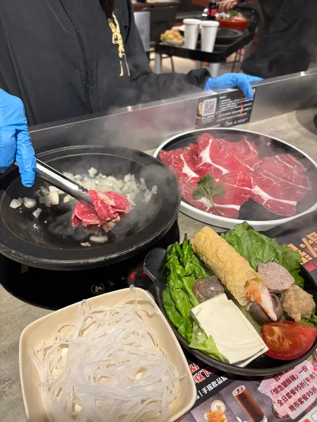 台灣爆炒石頭火鍋