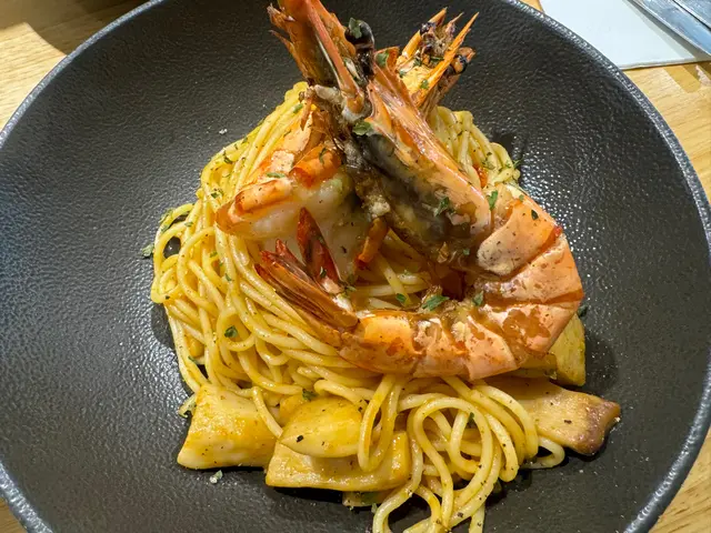 冬蔭公味好夠好香，意粉彈牙好食😋