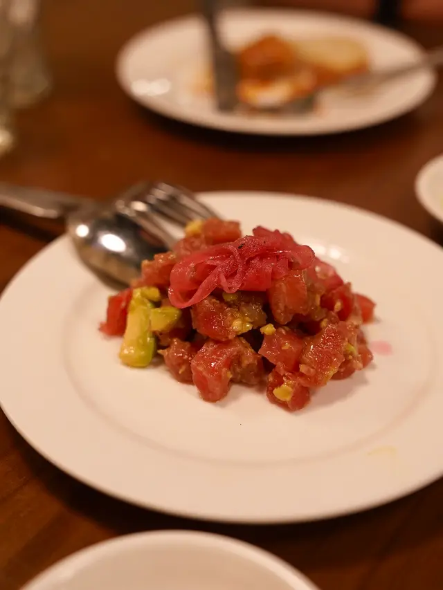 Tuna tartare 吞拿魚牛油果他他