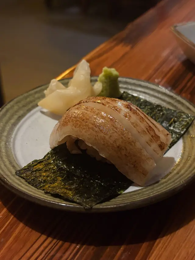 鰈魚邊壽司