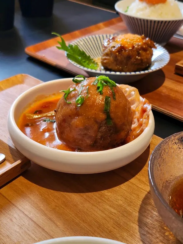 味噌蕃茄豆腐漢堡