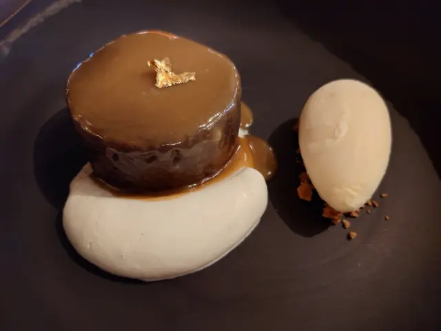 Sticky Toffee Pudding - Creme fraiche, vanilla ice cream