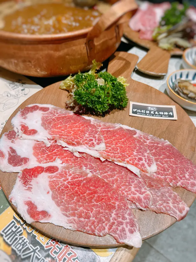 伊利比亞黑毛豬梅肉