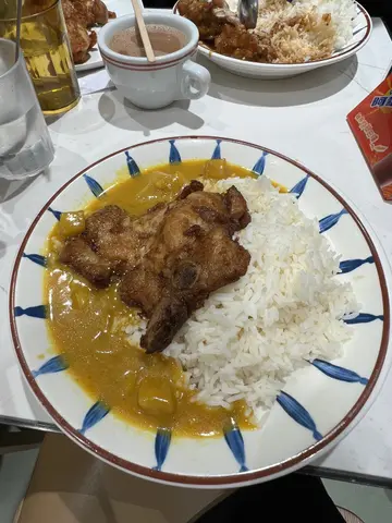 咖哩豬扒飯