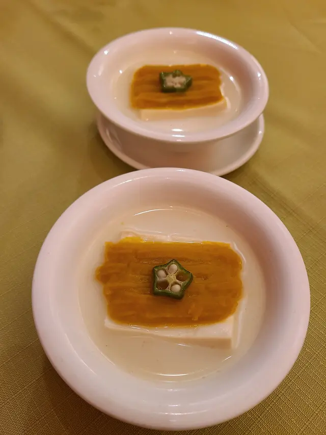 杏汁海膽豆腐