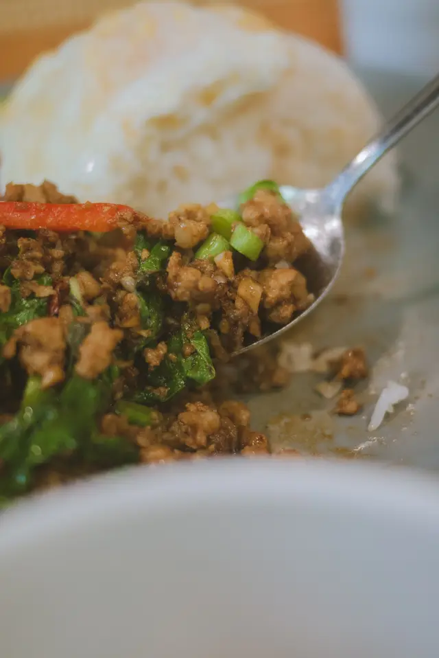 香葉肉碎煎蛋飯