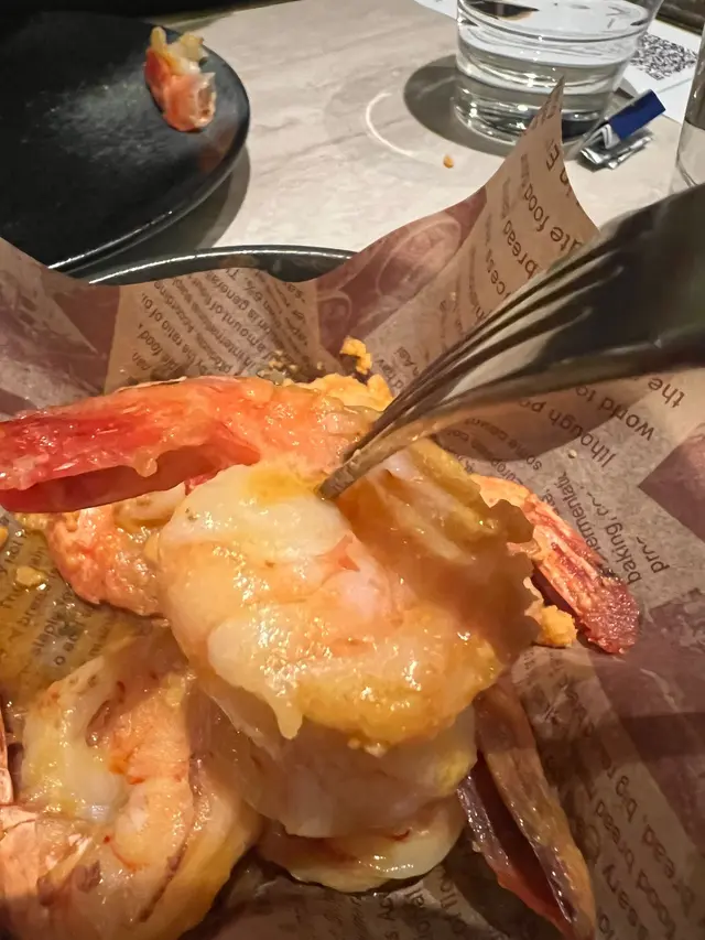 金沙鹹蛋黃鳳尾蝦