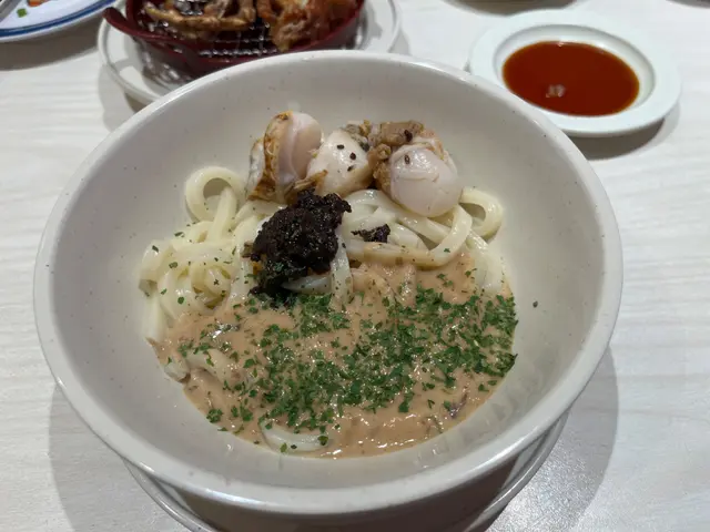 黑松露帆立貝拌烏冬