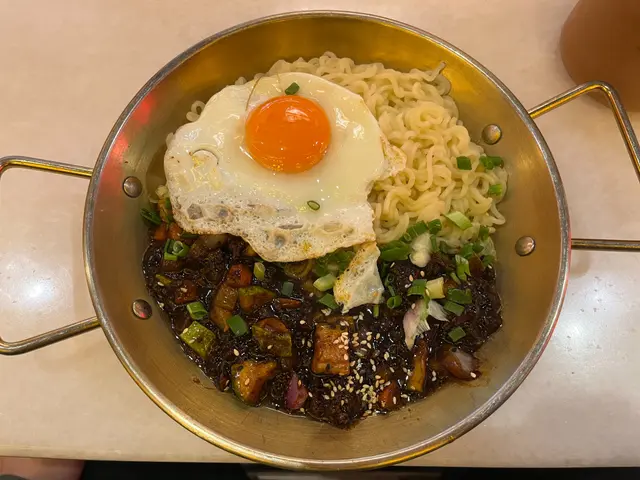 韓式炸醬麵