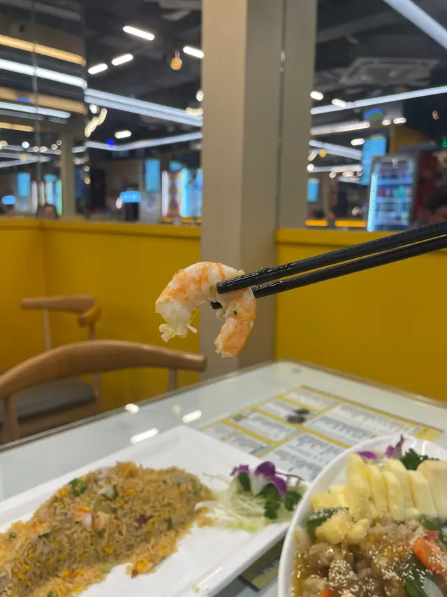 招牌蝦頭油膏海鮮炒飯