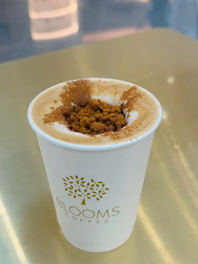 CINNAMON 玉桂 & 焦糖脆餅 LOTUS BISCOFF