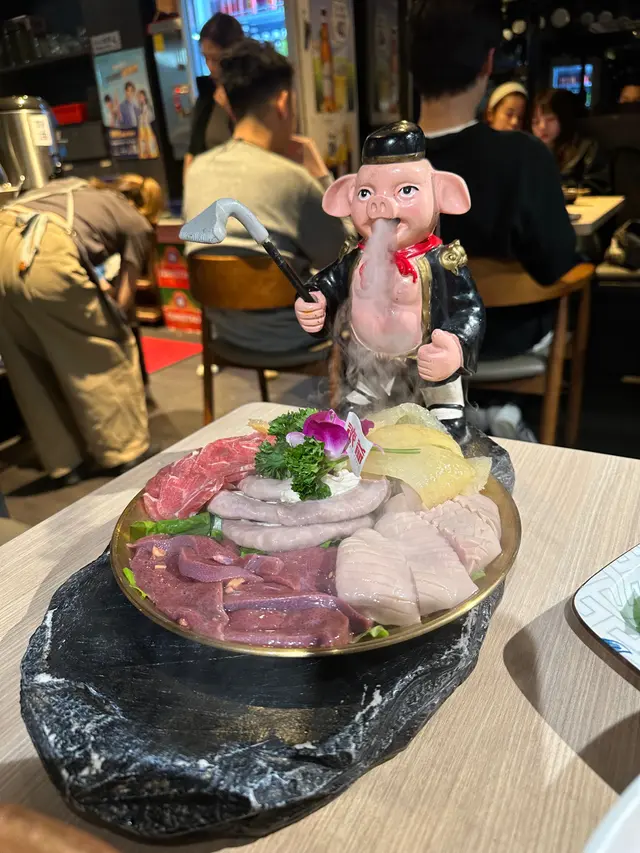 豬八戒拼盤(豬潤/豬腰/豬粉腸/豚肉片)