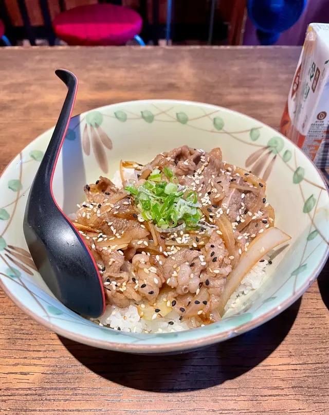 日式和風牛肉飯
