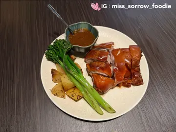 Roasted Suckling Pig