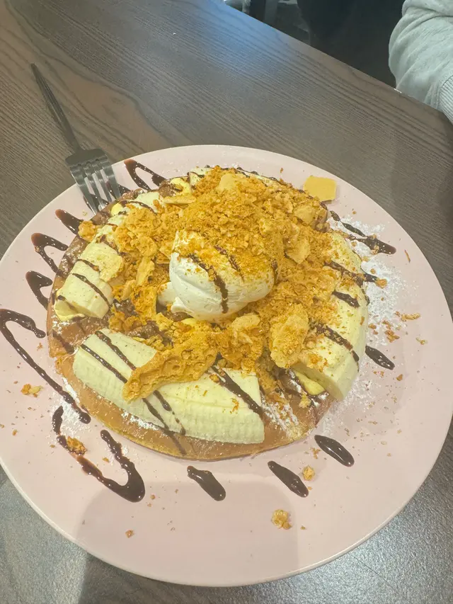 焦糖脆脆香蕉吉士窩夫🧇