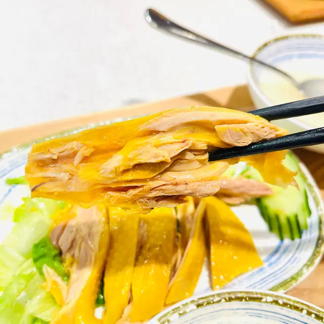 泰閣無骨海南雞飯轉髀