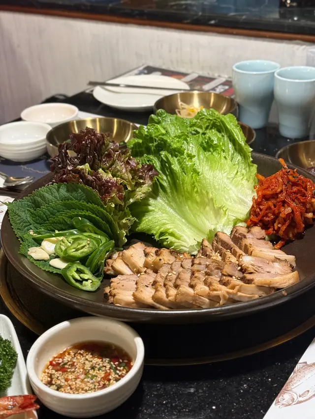 藥膳菜包豬肉