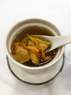 蟲草花螺頭燉竹絲雞