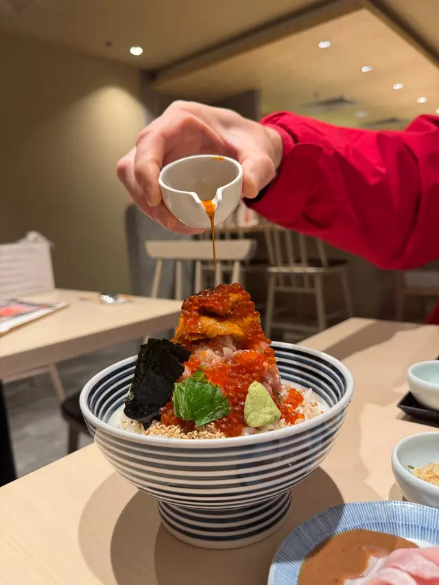 特上海鮮丼