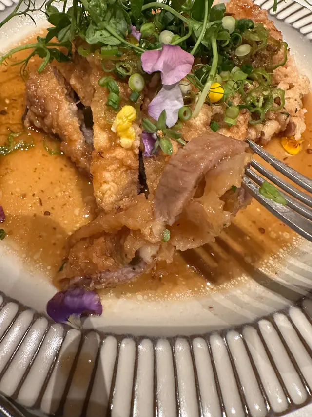 所謂厚切豚肉，薄如紙