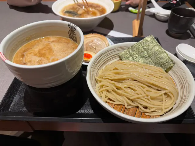 豚鴨沾麵