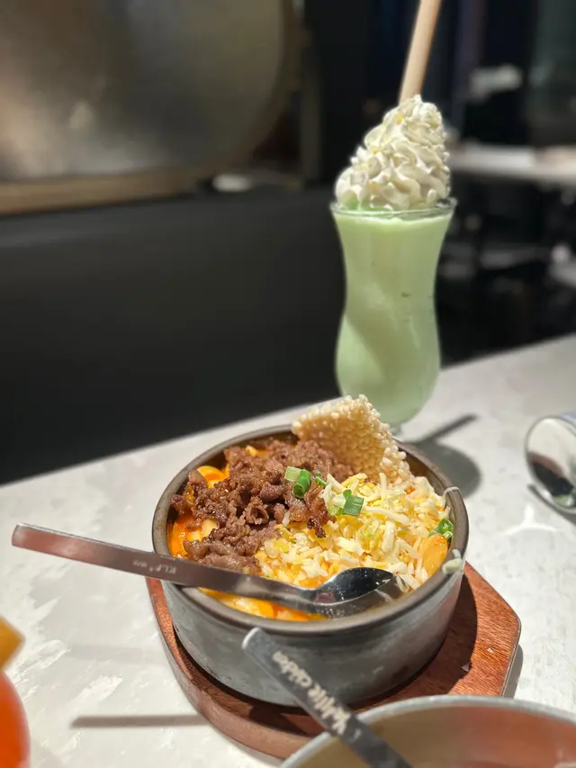 玫瑰牛肉炒年糕