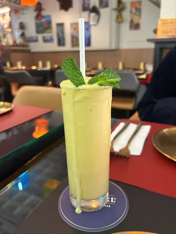 Mango  lassi