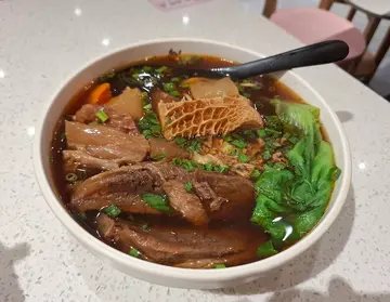 招牌三宝牛肉面