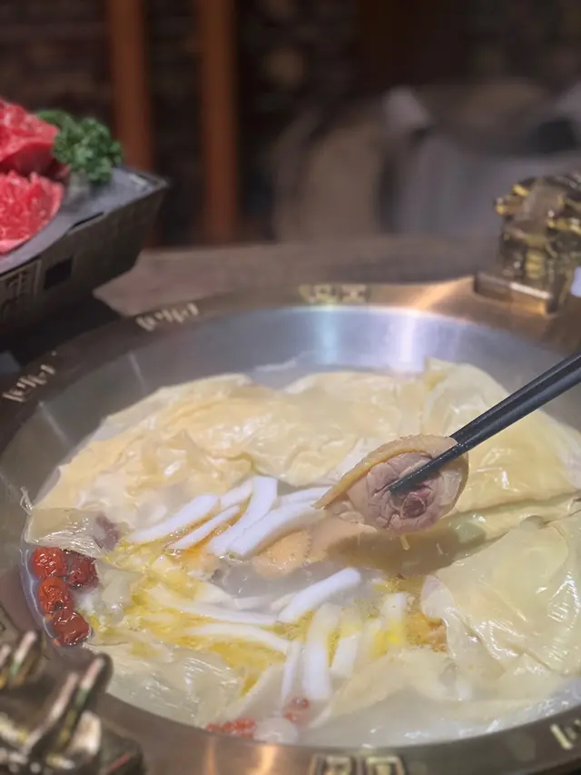 椰子藏雞湯鍋