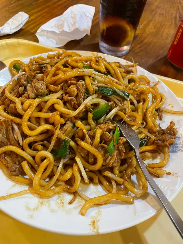 肥牛炒烏冬