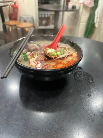 麻辣小小辣圆薯粉配鸡肉牛肉猪心