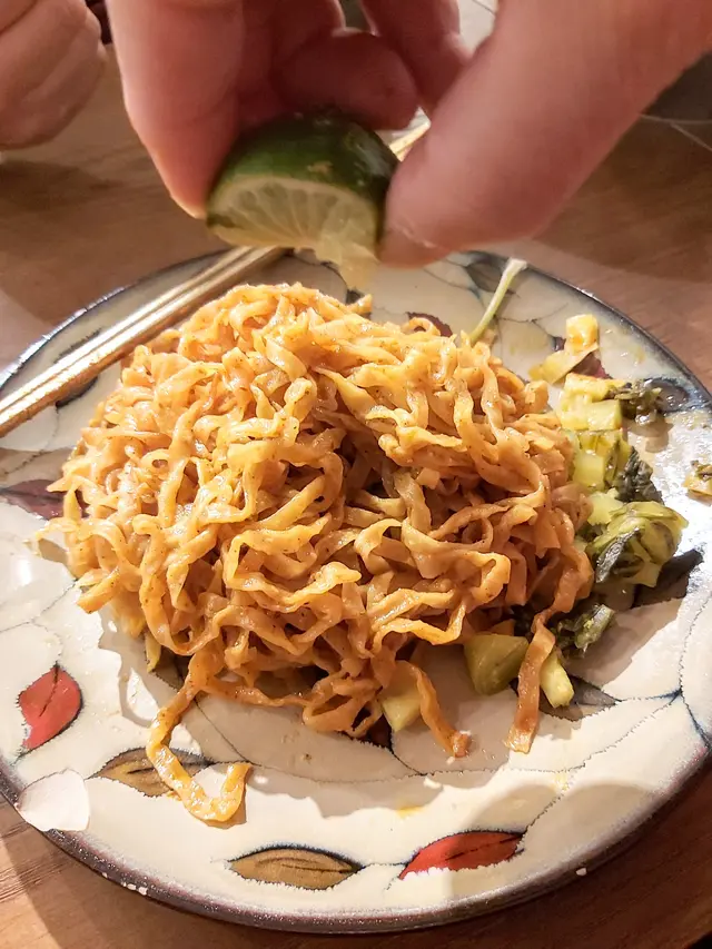 泰北鹹蛋黃撈麵