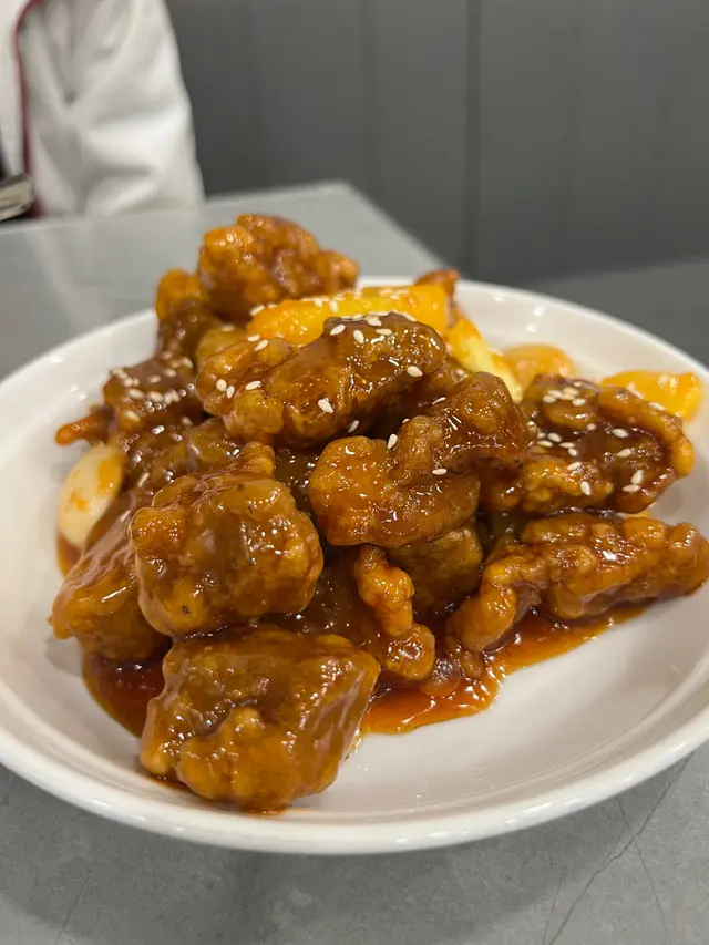 拔絲咕嚕肉