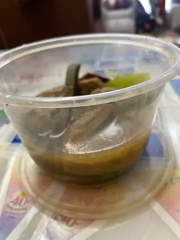 食左一半先影