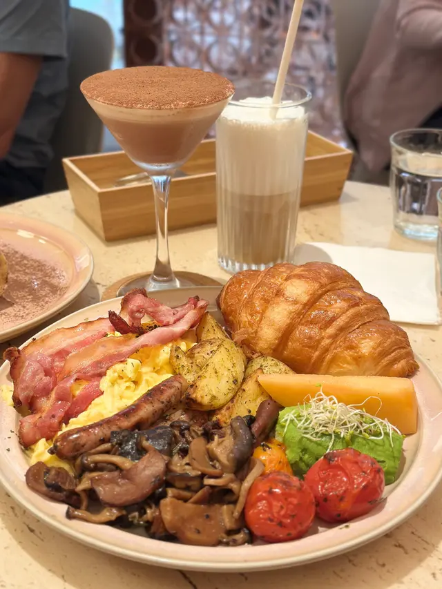 The Alchemy All Day Breakfast