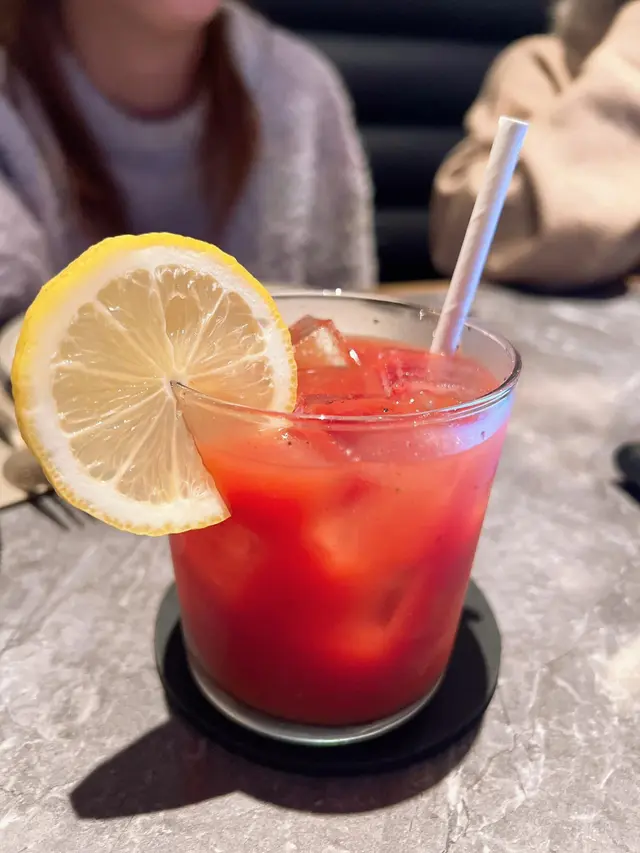 蕃茄汁加ᴛᴀʙᴀsᴄᴏ的確係好特別,有點辣🥵