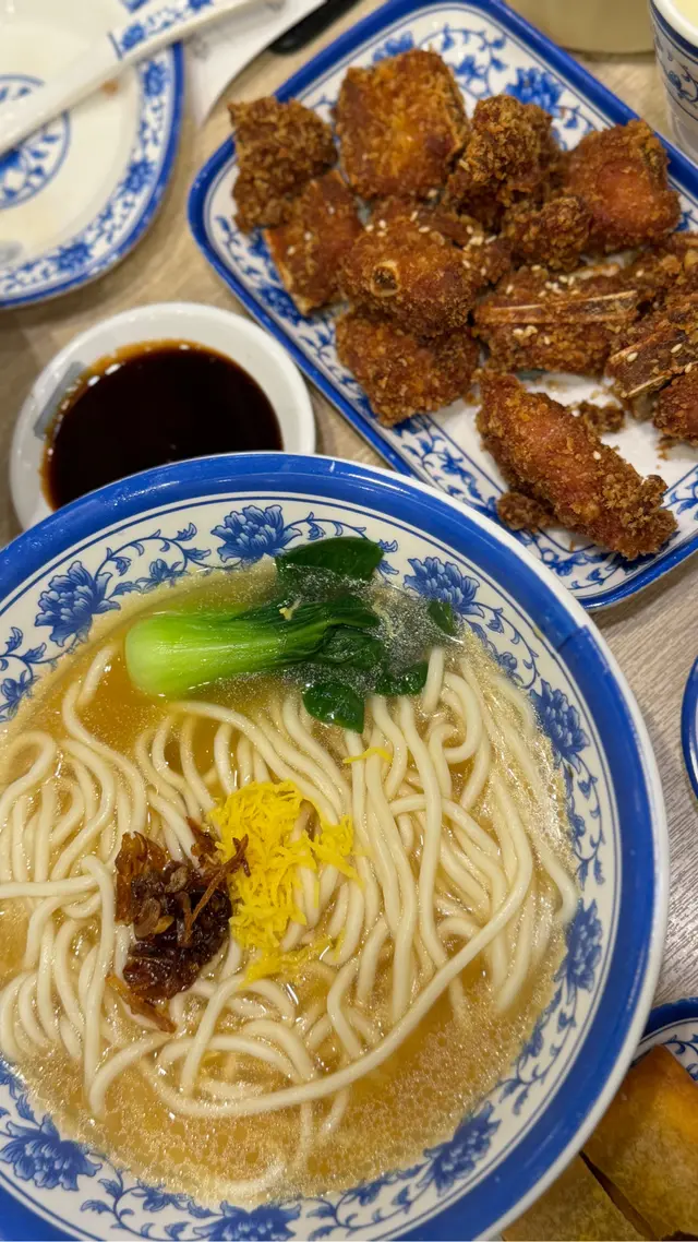 糖醋炸排骨湯麵